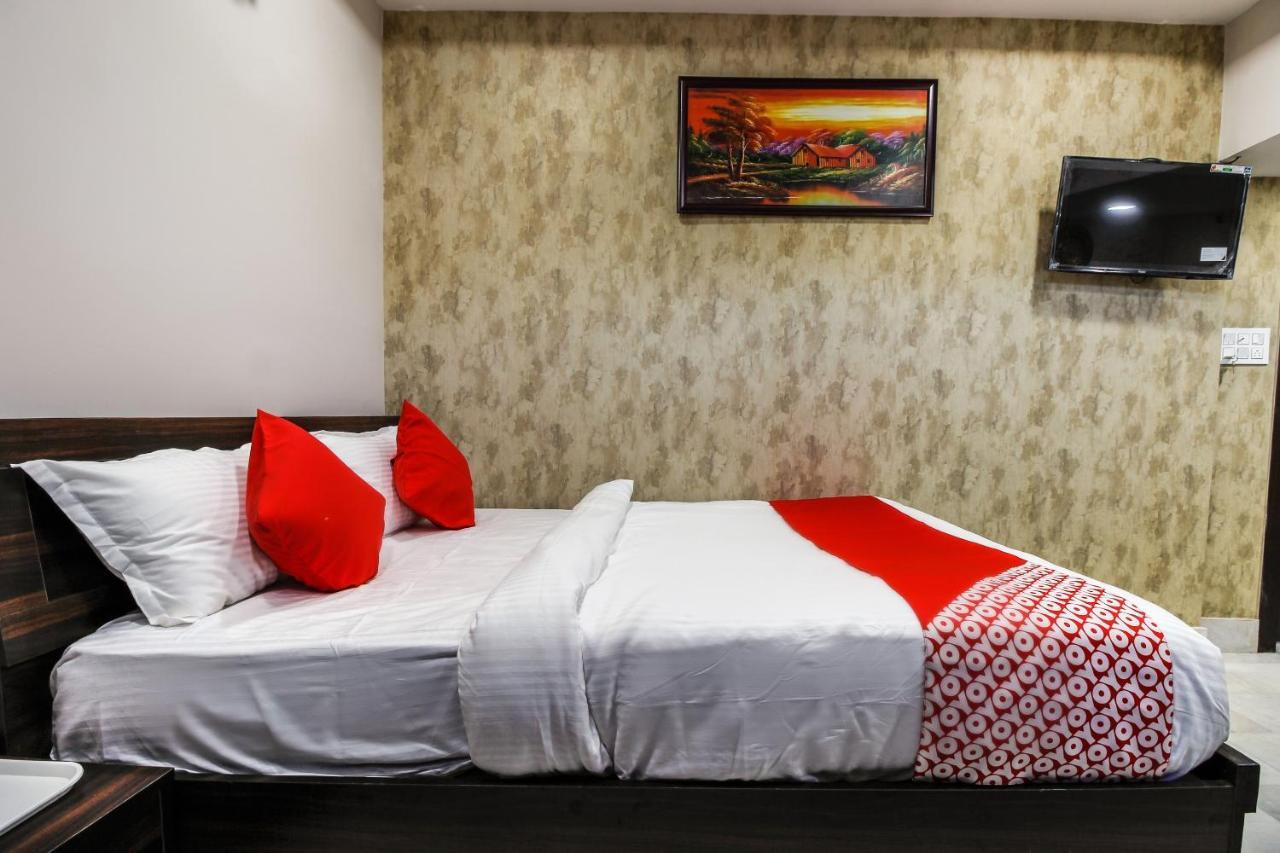 Hotel O Shiva Guest House Guwahati Bagian luar foto