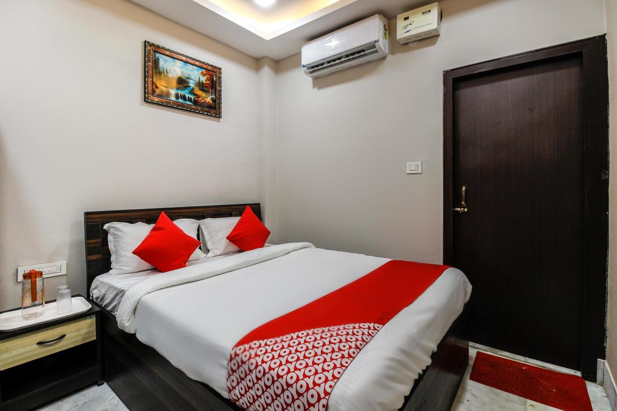 Hotel O Shiva Guest House Guwahati Bagian luar foto